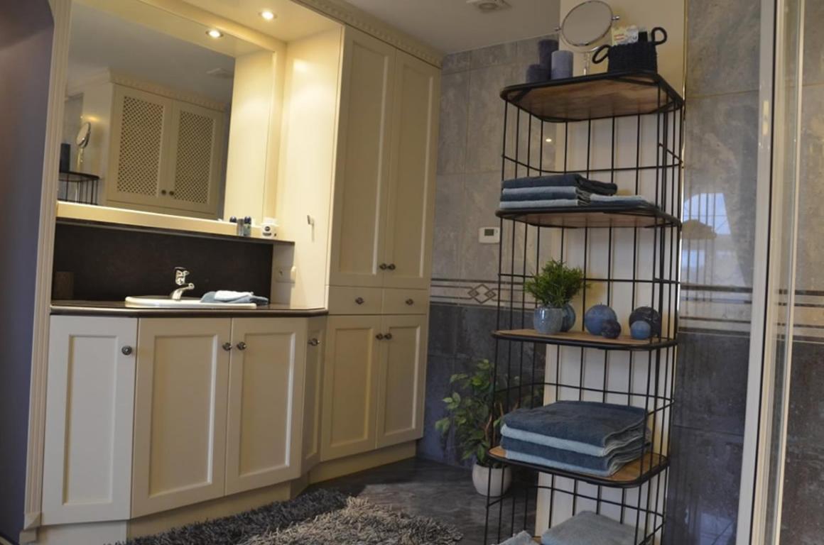 B&B Serenity NeerNeerpelt 외부 사진